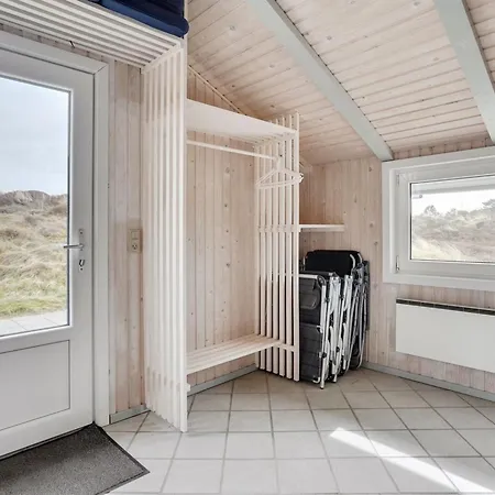 Tennie - 300m From The Sea By Interhome Feriehus